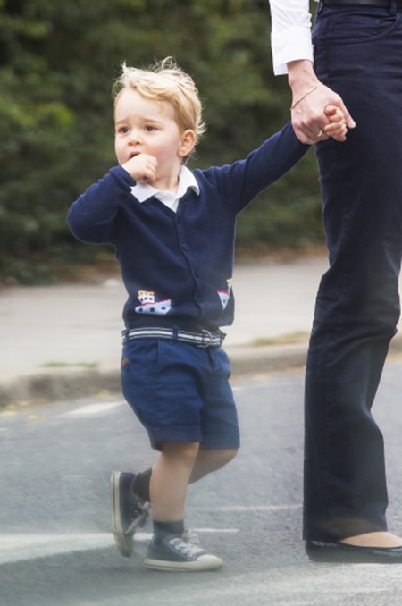 *** EXCLUSIVE *** Prince George with his nanny Maria Borrallo while they leave a central London park on a Sunday afternoon July 12, 2015.