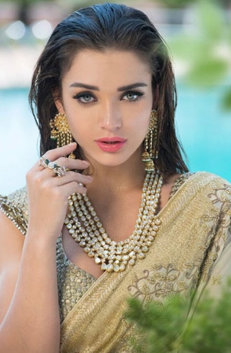 Amy-Jackson-Latest-Hot-Bikini-Photoshoot-In-2016-2