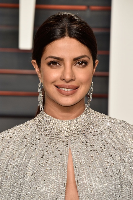 priyanka-chopra-2016-vanity-fair-oscar-party-in-beverly-hills-ca-1