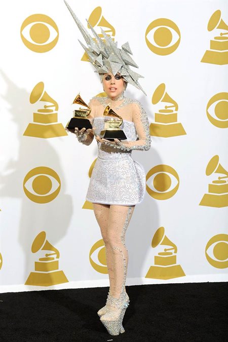 ss-140123-Grammy-looks-07.today-ss-slide-desktop