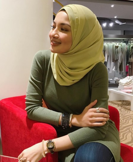 neelofa