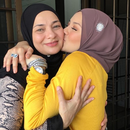 neelofa