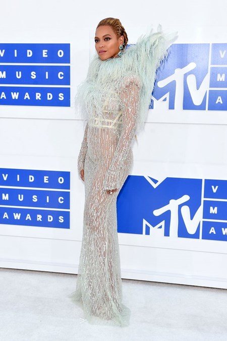 beyonce-2016-mtv-vmas-best-dressed