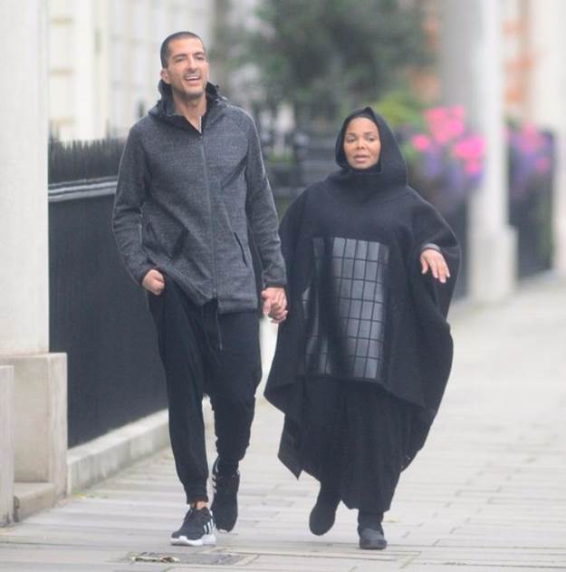 24f2d07d-92f3-452f-b8b3-4688c6711d70