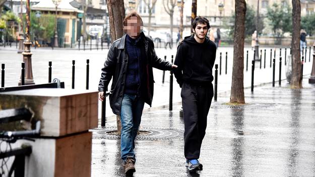010917-celebs-kim-kardashian-paris-robbery-suspects-1