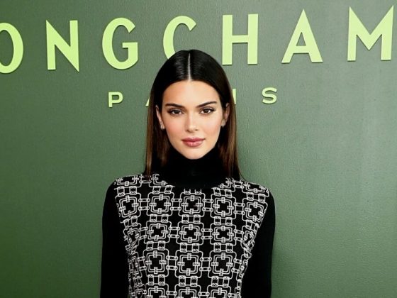 Kendall Jenner Tayang ‘Anugerah’ Teman Lelaki, Devin Booker