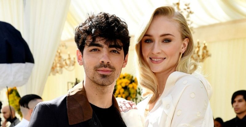 Sophie Turner Dedah Foto Perkahwinan Yang Tidak Pernah Dikongsi Sebelum Ini