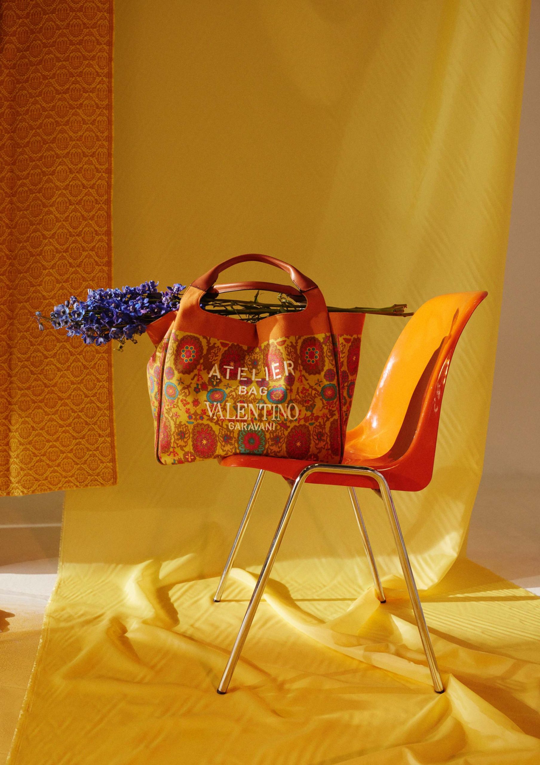 Valentino Escape