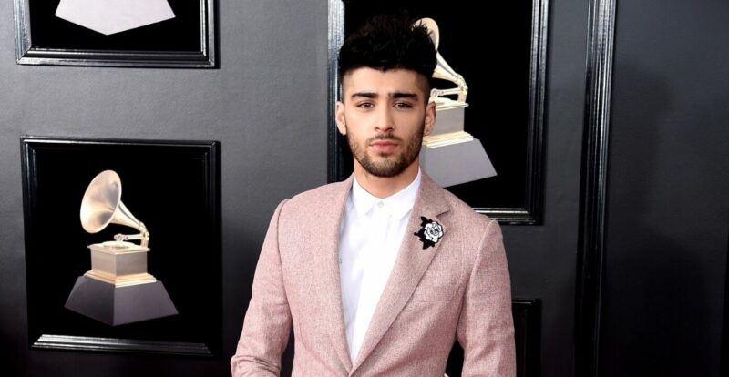 Zayn Malik Sindir Ratu Elizabeth II, Simon Cowell & Kanye West Dalam Lagu Terbaharu