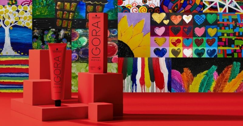 IGORA ROYAL berlatarbelakangkan karya seni komuniti autism terpilih dari NASOM.