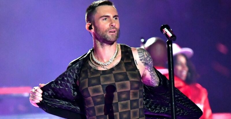 Adam Levine Lontar Kata Kesat Terhadap Peminat Di Konsert Amal