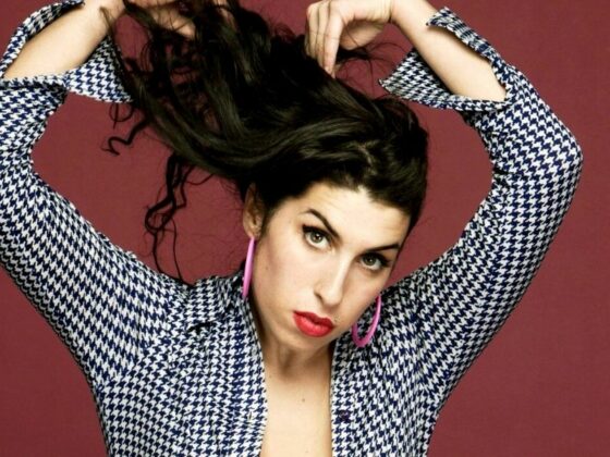 Menjadi Rebutan, Koleksi Memorabilia Amy Winehouse Berjaya Meraih RM17 Juta