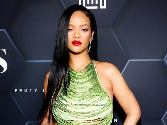 Rihanna Dinobat Sebagai Bilionair Wanita Termuda Oleh Forbes