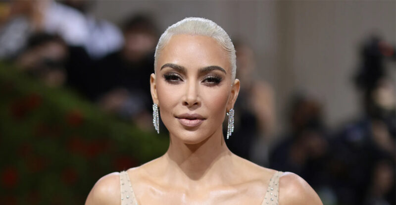 Pakar Pemakanan: Diet Met Gala Kim Kardashian Tidak Selamat untuk Dicuba