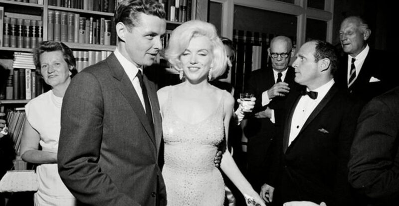 Pereka Marilyn Monroe Gelar Pemakaian Kim Kardashian Kesilapan Besar