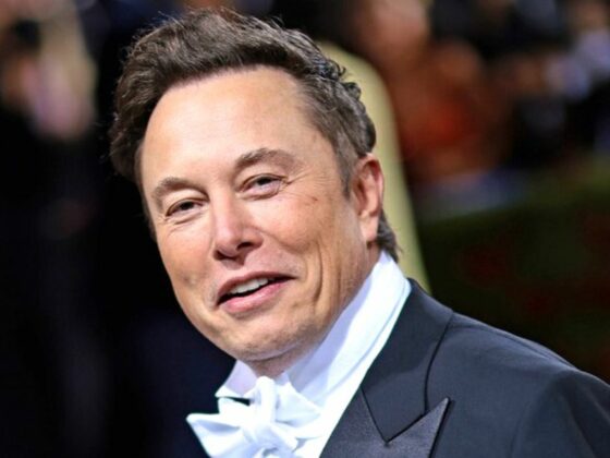 Anak Elon Musk Membuat Permohonan Menukar Nama Dan Jantina, Ini Alasannya