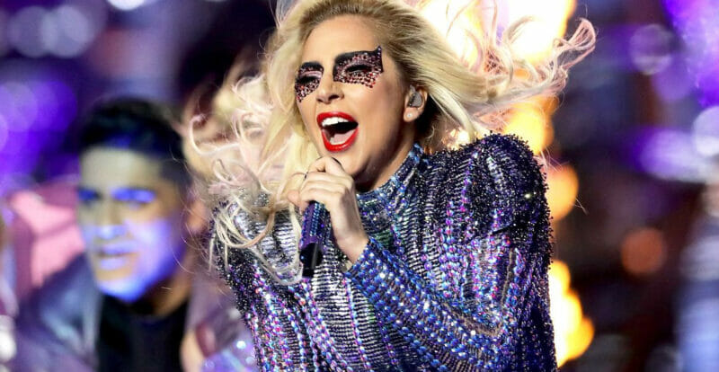 Lady Gaga Menangis Kerana Takut Petir?