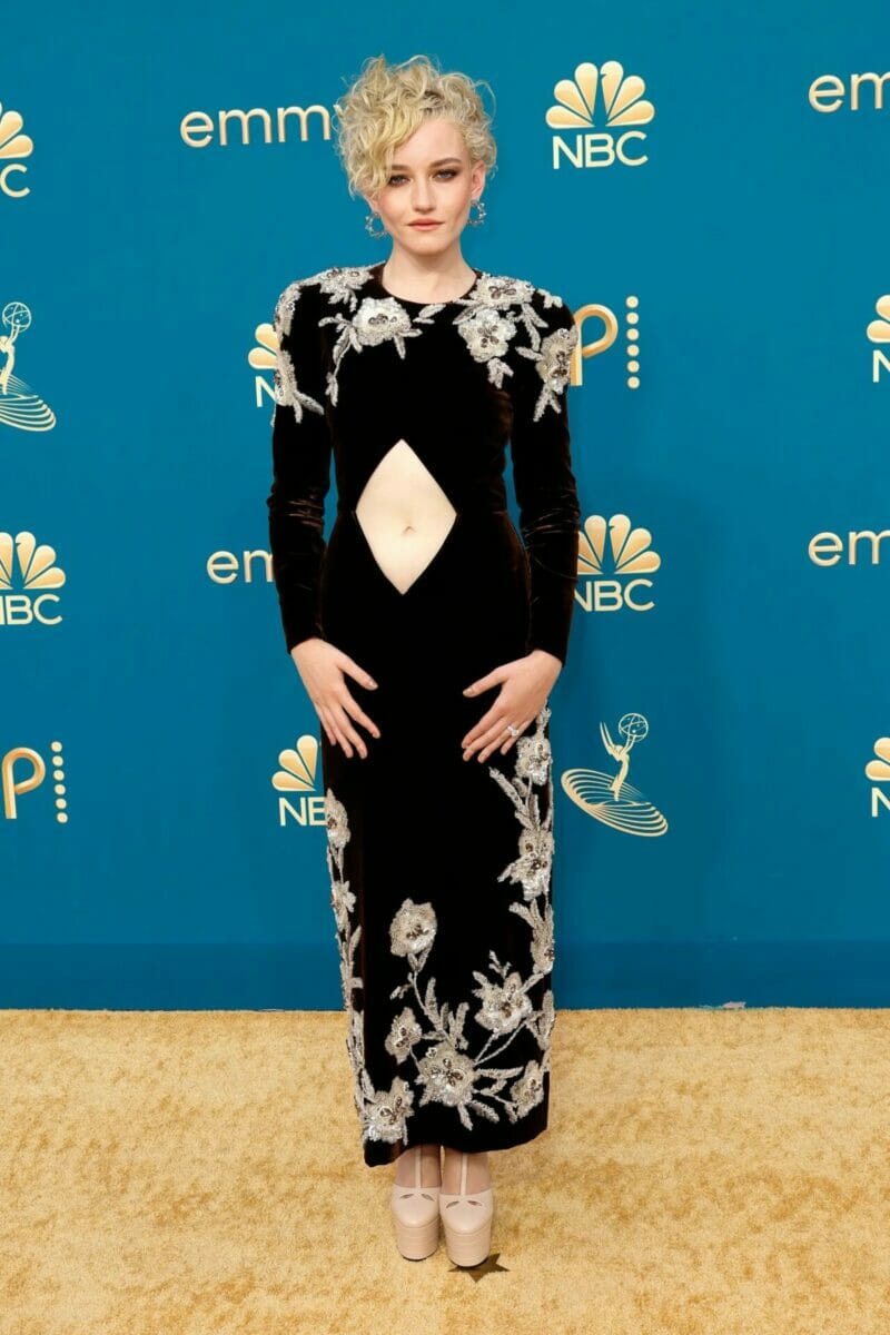 Gaya Selebriti Di Emmy Awards 2022