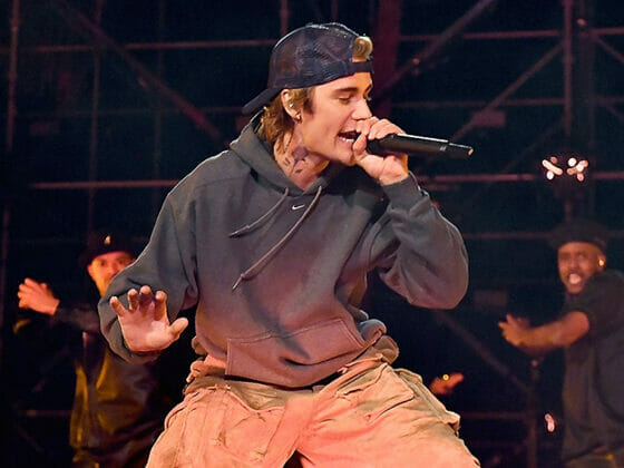Justin Bieber Tamatkan Jelajah Justice World?