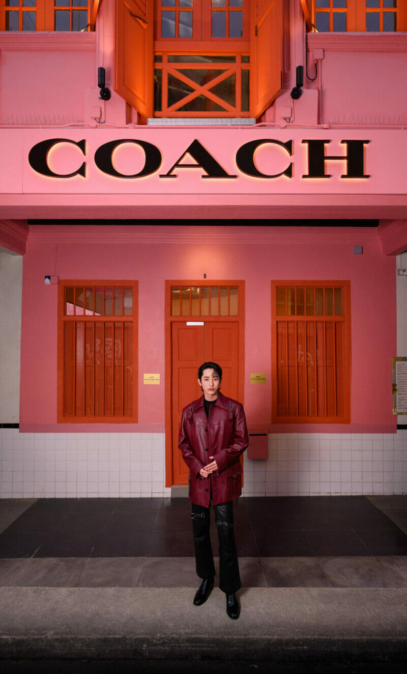 Coach Play Singapore Shophouse, Butik Bespoke Pertama Asia