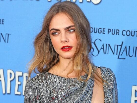 5 Selebriti Hollywood Daripada Keluarga Super Rich