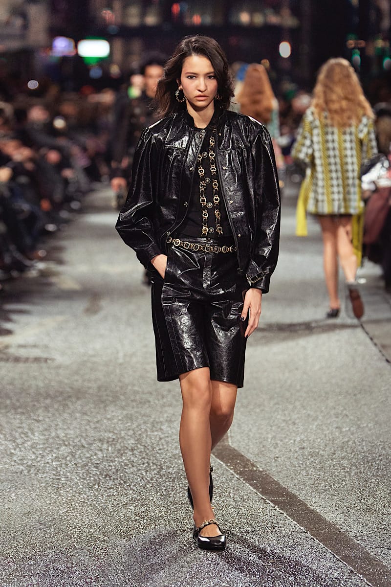 Tweed Chanel
