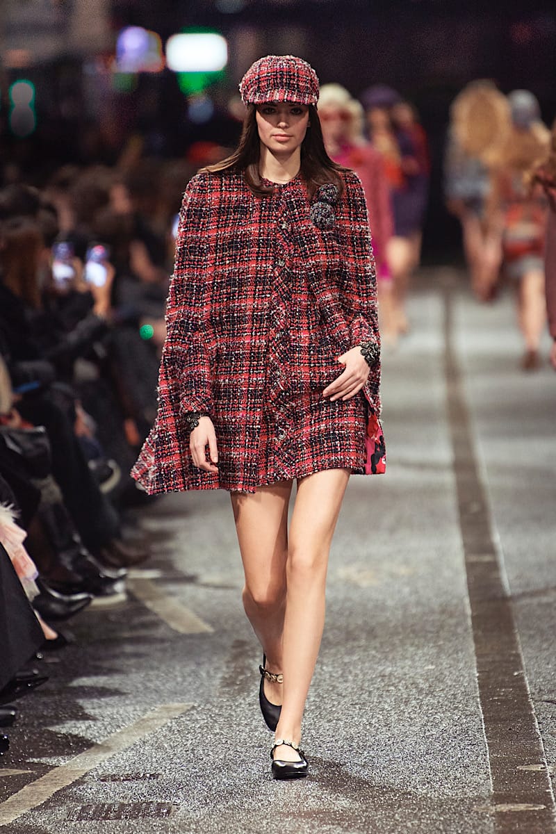 Tweed Chanel